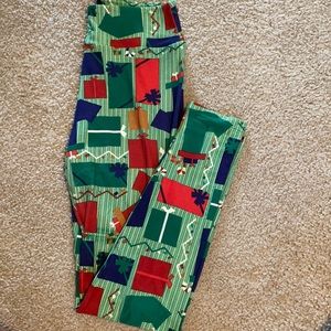 LuLaRoe Christmas Leggings